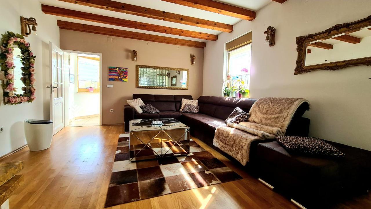 Villa Sunshine Пула Екстер'єр фото